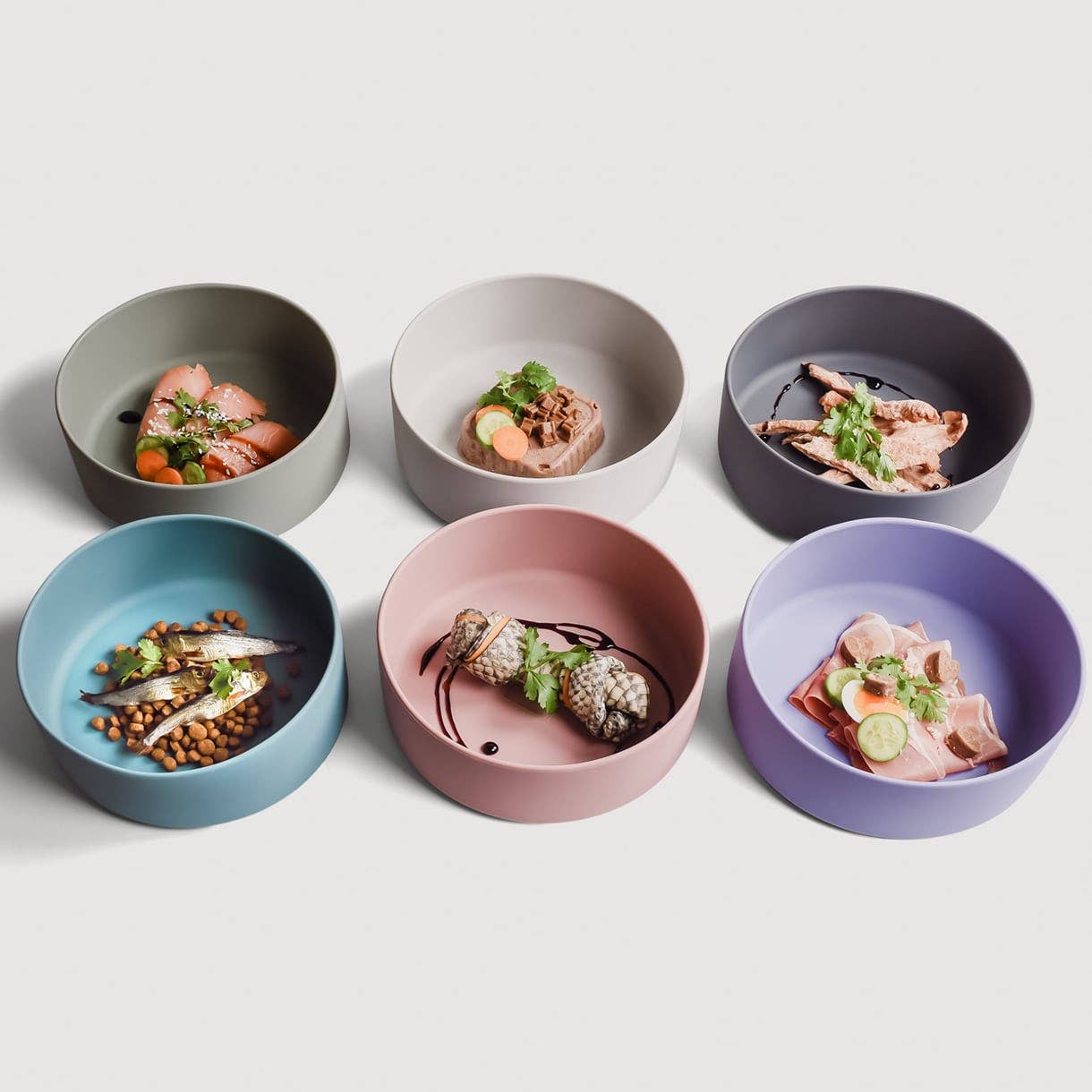 Csúszásmentes szilikon etetőtál kutyáknak és macskáknak